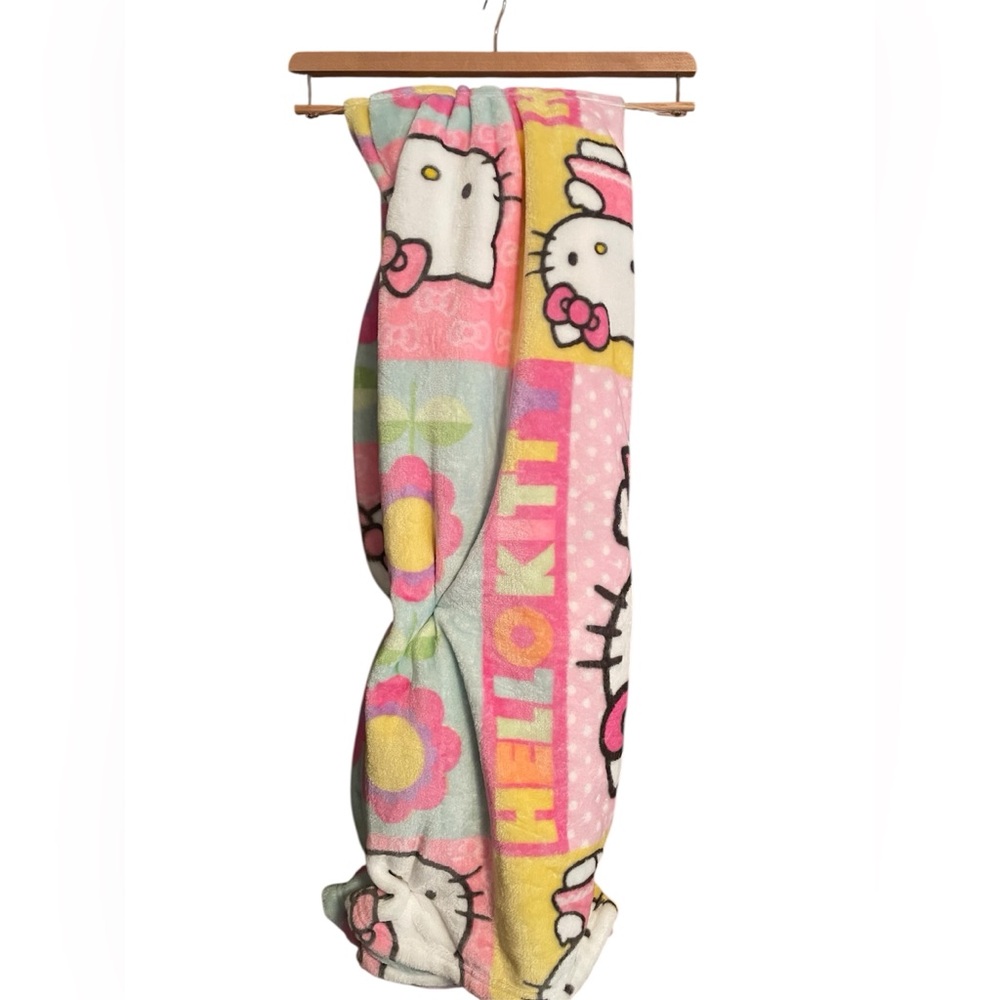 Hello Kitty Blanket - Pink, Yellow, and Blue NWT